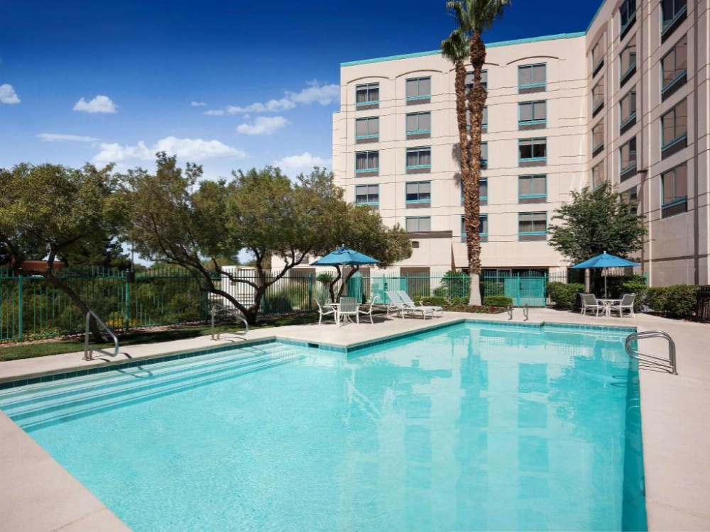 DoubleTree By Hilton Club Las Vegas Airport